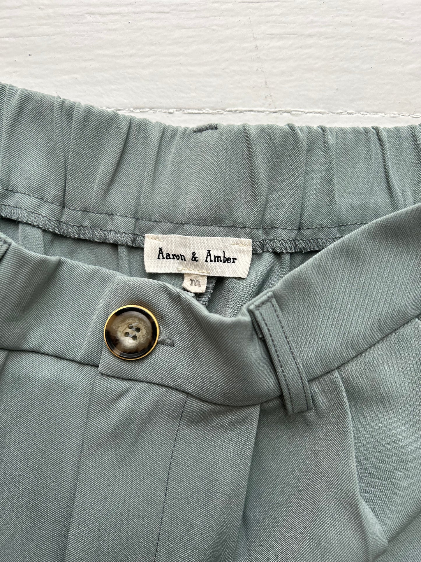 Medium Pleated Straight Leg Pants