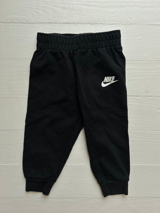 9M Black Nike Joggers