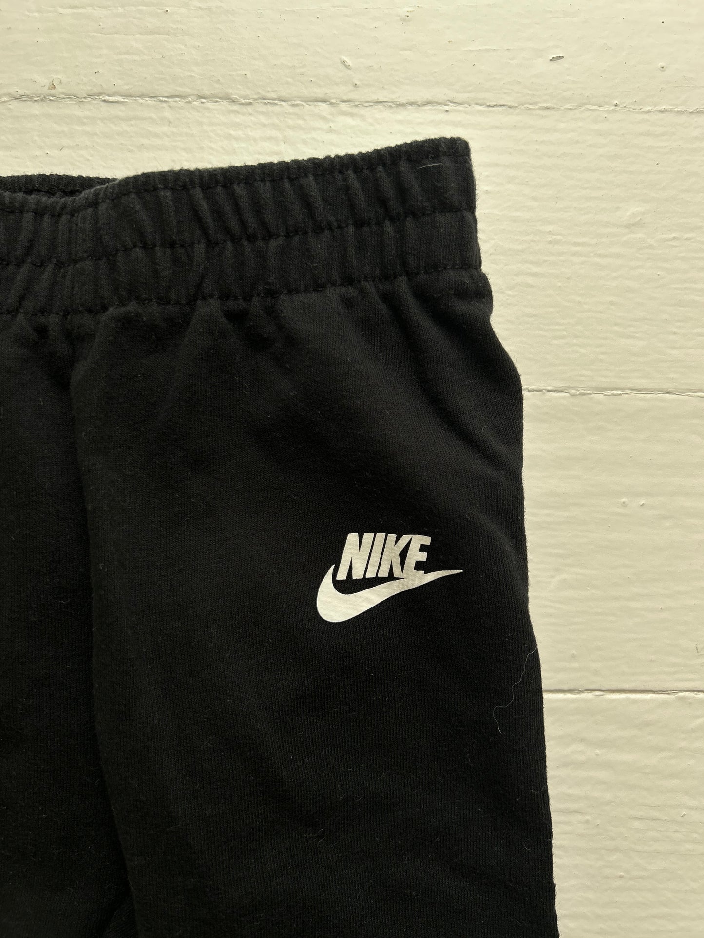 9M Black Nike Joggers