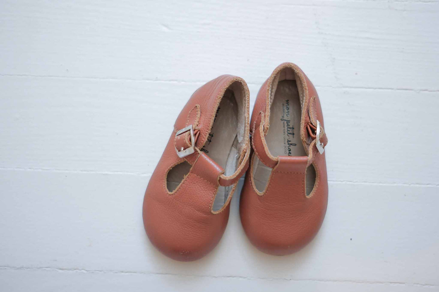 Leather T-Strap Shoes (7)