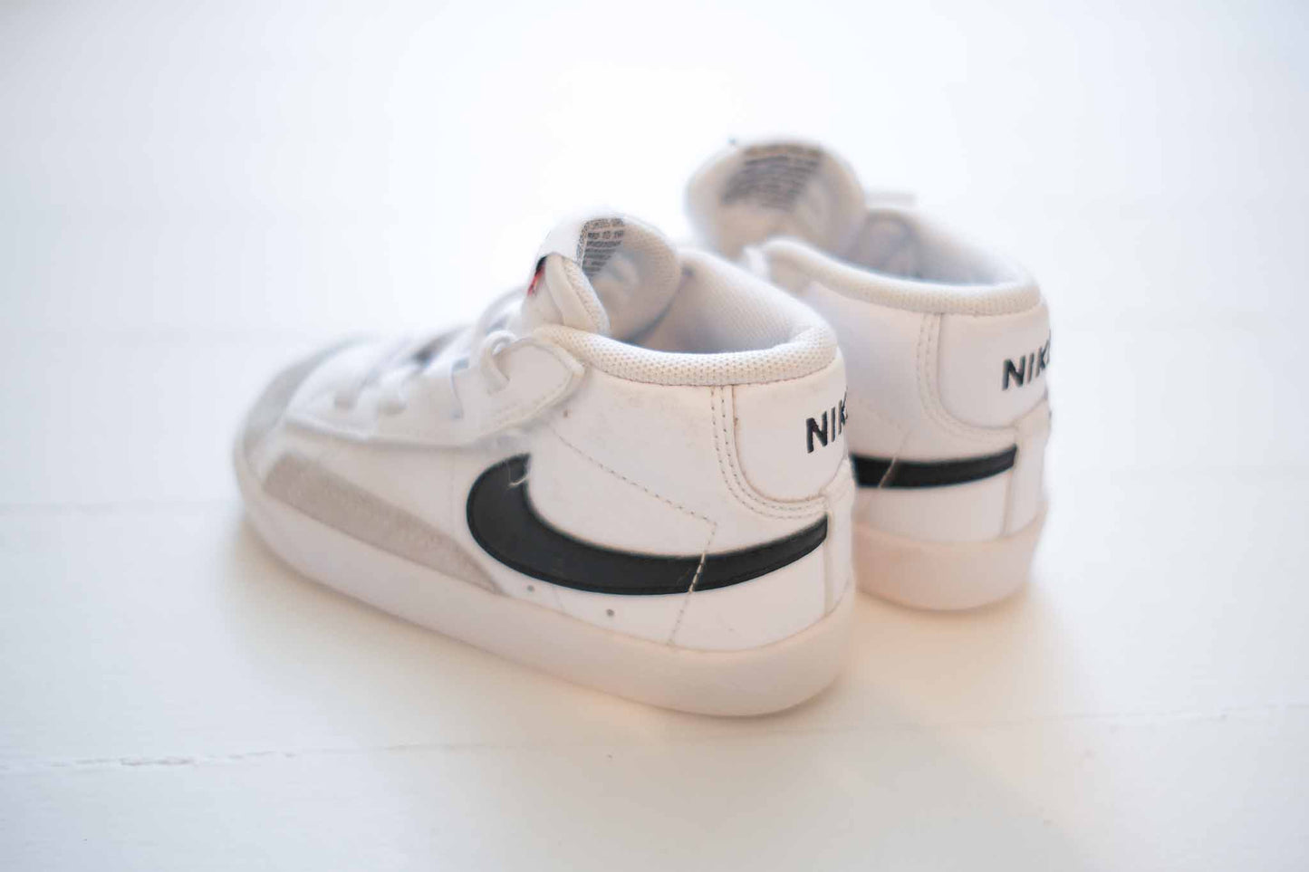 Nike Toddler Shoes (6.5)