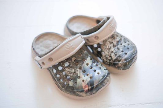 Camo Crocs (4-5)