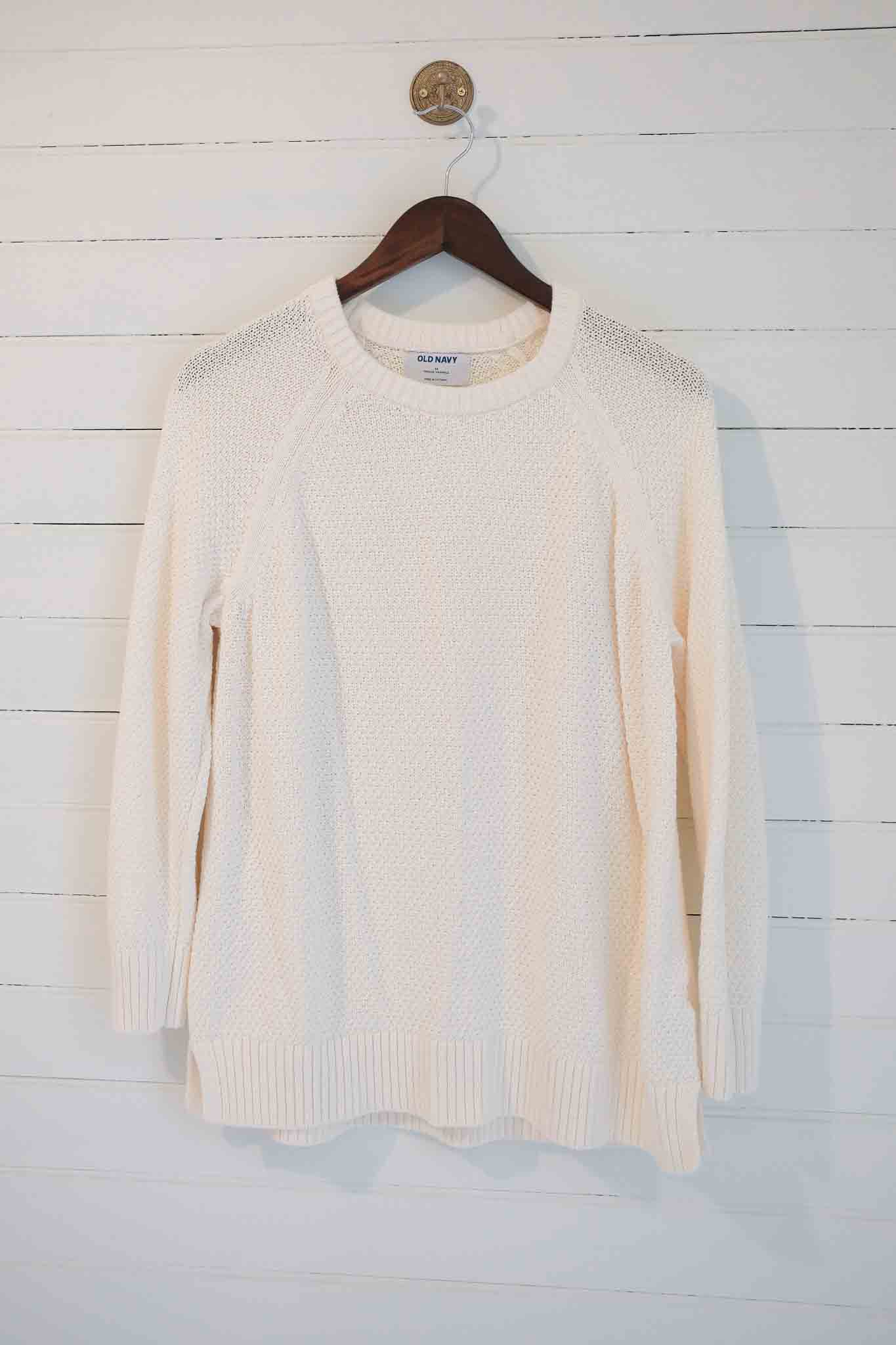 Medium Creamy White Knit Sweater
