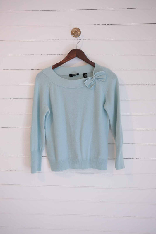 Medium Cashmere Pastel Blue/Green Sweater